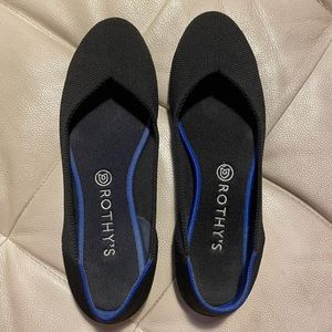 Black Rothy’s “The Flat”